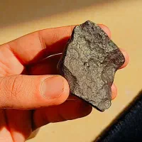 دو قطعه شهاب سنگ اکندرایت سنگی|جواهرات|شاهین‌شهر, مسکن مهر|دیوار