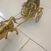 مجسمه برنز کالسکه اسب