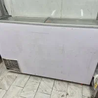 یخچال بستنی