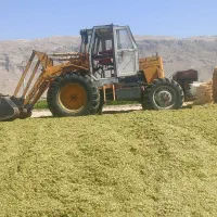 تراکتور بیل عقب