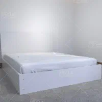 تخت خواب دونفره سفید