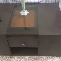 میز چهارتایی جلو مبلی قهوه‌ای بدون در حد نو