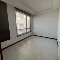 ۱۰۵ متر/اداری ، دفترکار ، مطب پزشک/حاشیه وکیل آباد