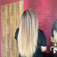 رنگ و لایت و احیاو کراتین ۵۰٪تخفیف|خدمات آرایشگری و زیبایی|کرمانشاه, |دیوار