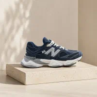 New balance کتونی