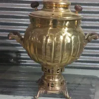 یک عدد سماور ۶ لیتری زغالی تمام برنجی سنگین وزن|سماور، چای‌ساز، قهوه‌ساز|نهاوند, |دیوار