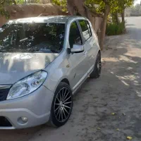 ساندرو  اتومات مدل ۹۵  مایل به معاوضه خودرو سبکتر|خودرو سواری و وانت|کرج, دهقان ویلا|دیوار