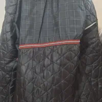 کاپشن|لباس|مبارکه, |دیوار