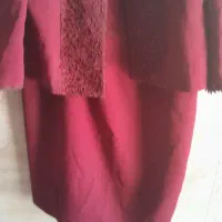 کت و سارافون زرشکی ..سایز ۵۰ ..