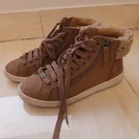 کتونی بوت UGG