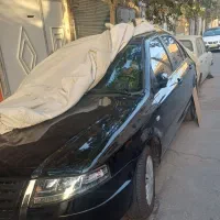 مسافر مشهد مقدس