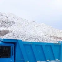 حمل نخاله ماسه آجر 3تنی و خاور و... نیسان کمپرسی|خدمات حمل و نقل|یزد, |دیوار