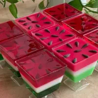 سفارش کیک ، دسر ، حلوا ، خرما پذیرفته میشود