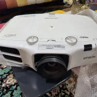 ویدیو پروژکتور اپسون ، اصلا استفاده نشده .