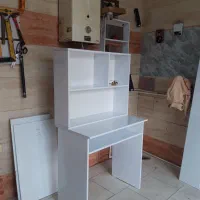 میز ناخن تحریر لب تاب|میز تحریر و کامپیوتر|رشت, دیانتی|دیوار