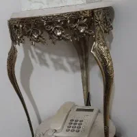 میز تلفن برنجی