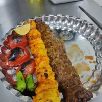 استخدام