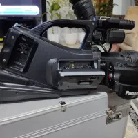 فروش دوربین فیلمبرداری حرفه ای پاناسونیک|دوربین عکاسی و فیلم‌برداری|قروه, |دیوار