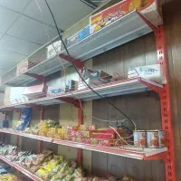 قفسه و استند چیپس و پفک