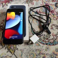 اپل iPhone 7 با حافظهٔ ۱۲۸ گیگابایت