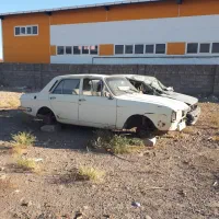 یک دستگاه خودروی فرسوده پیکان دوگانه سوز