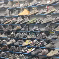 ایمنی باز ها که دنبال کفش ایمنی هستند در خدمتم