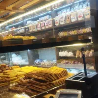 فروشنده خانم ساعت 8 الا 16