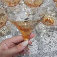 بستنی خوری ژله خوری