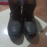 کفش ایمنی|کیف، کفش، کمربند|بیرجند, |دیوار