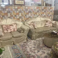 مبلمان هفت نفره کرم همراه با لباس مبل و میز جلو|مبلمان خانگی و میز عسلی|تهران, هروی|دیوار