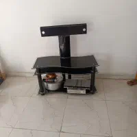 زیر تلویزون