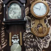 ۲ عدد ساعت دیواری قدیمی عتیقه