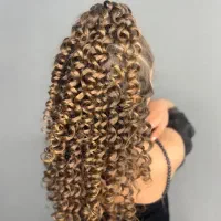 سالن زیبایی(VIP) دختر شرقی