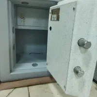 گاو و|ابزارآلات|گنبد کاووس, |دیوار