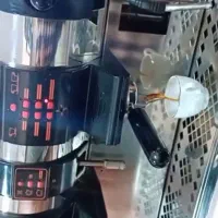 دستگاه اسپرسوساز صنعتی  در حد نو