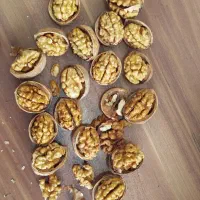 گردو و مغز گردو بلغاری درجه یک