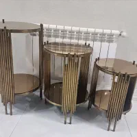 میز کنار سالنی و صندلی راک