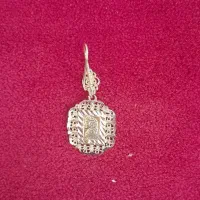 لنگه گوشواره گم شده