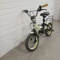 یک دوچرخه ۱۲ و یک اسکوتر|دوچرخه، اسکیت، اسکوتر|کرج, مهرویلا جنوبی|دیوار