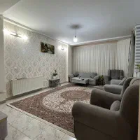 82متری/با امکانات کامل/نورگیری عالی/در قیام جنوبی