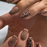 خدمات کاشت ناخن با کمترین هزینه