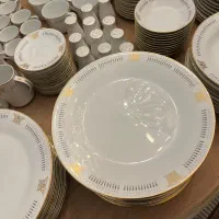 سرویس غذاخوری نوری تاکه ۵۰. ساله ۱۲ نفره|ظروف سرو و پذیرایی|تهران, امانیه|دیوار