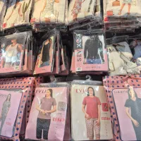 فروشنده بوتیک زنانه