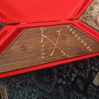 سنتور|سازهای سنتی|شاهینشهر, نبوت|دیوار