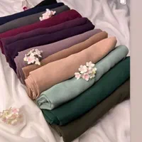 شال کلاهدار