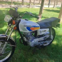 125