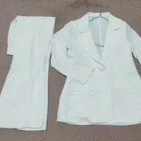 کت و شلوار سفید