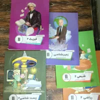 فروش فوق العاده  واقعا مفت  زیرقیمت گزاشتم|کتاب و مجله آموزشی|هشتگرد, فاز ۳ مهستان|دیوار