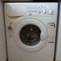 ماشین لباسشویی ایندزیت ساخت ایتالیا