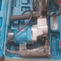 بالابر|ابزارآلات|رباطکریم, کیکاور|دیوار